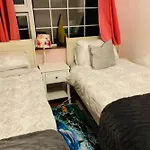 ホームステイ 97 Granville Road ダブリン